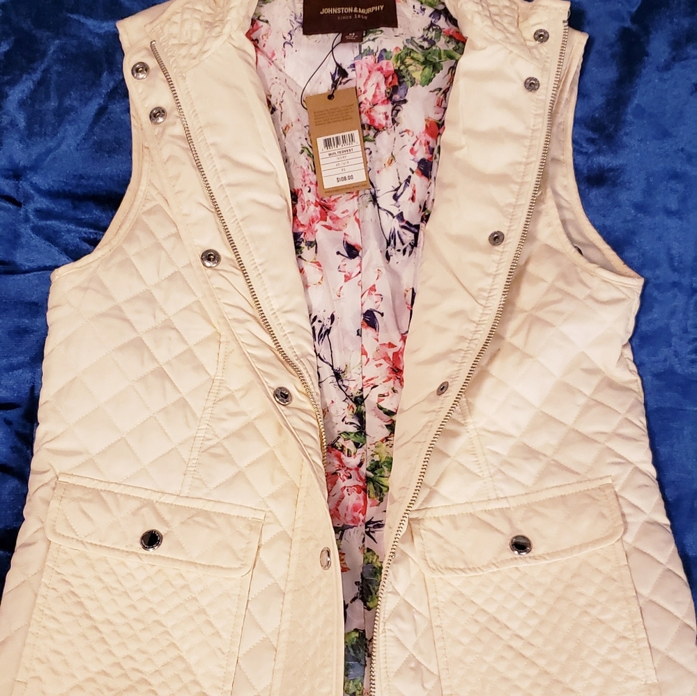 Womens quilted vest